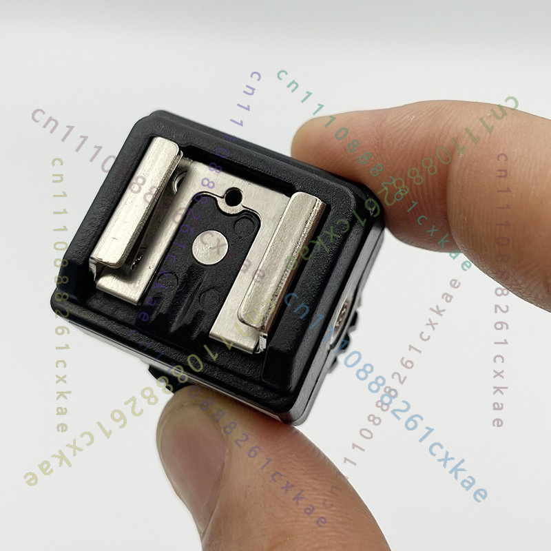 Hot Shoe Adapter - Adattatore Convertitore Hot Shoe C‑N2 per